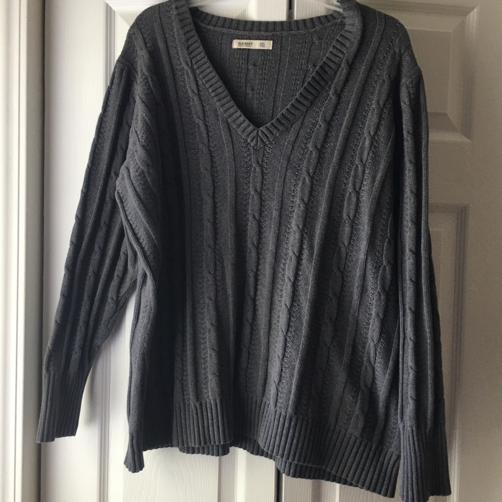 Gray cable knit Old Navy sweater
